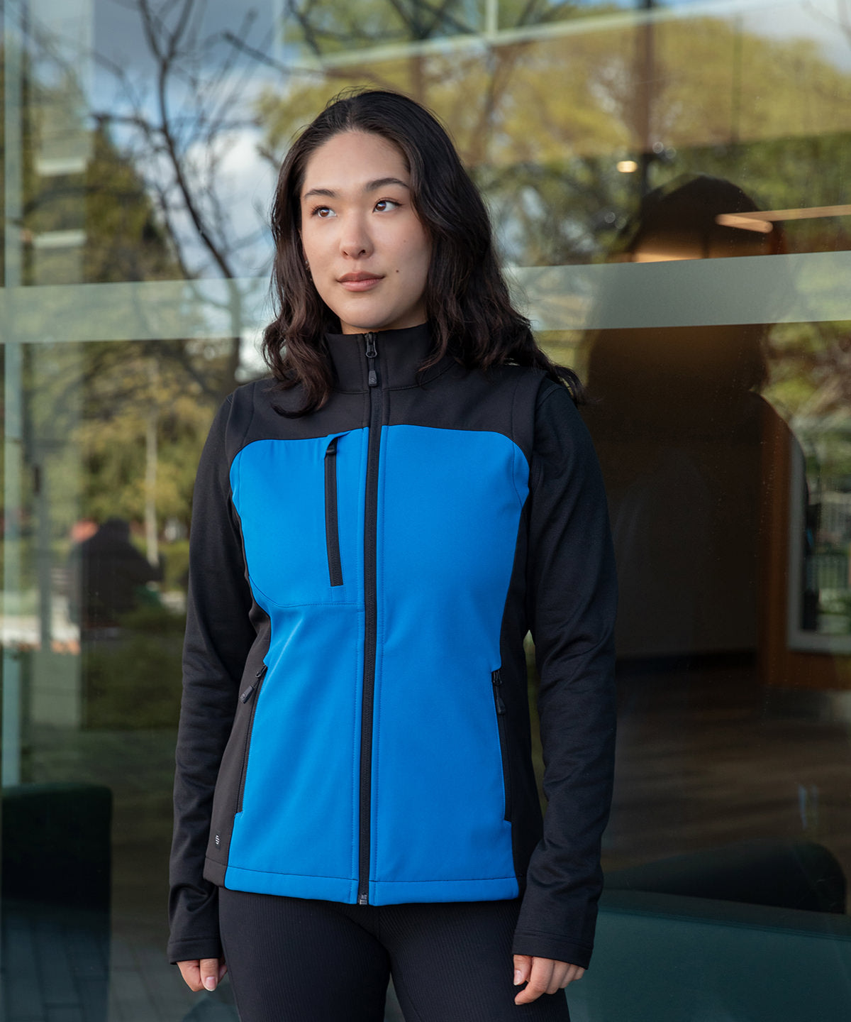 Women’s Cascades softshell vest