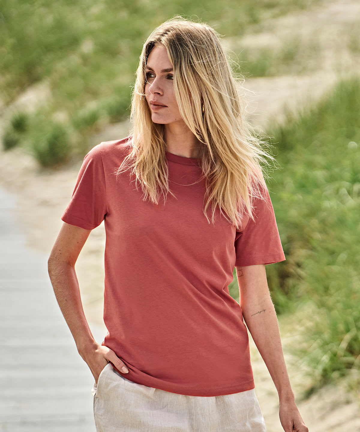 Urban luxury tee (1150)