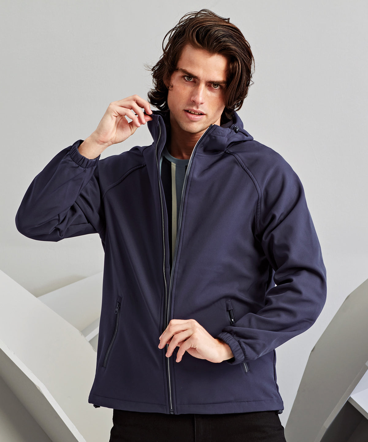 Hooded 2-layer softshell jacket