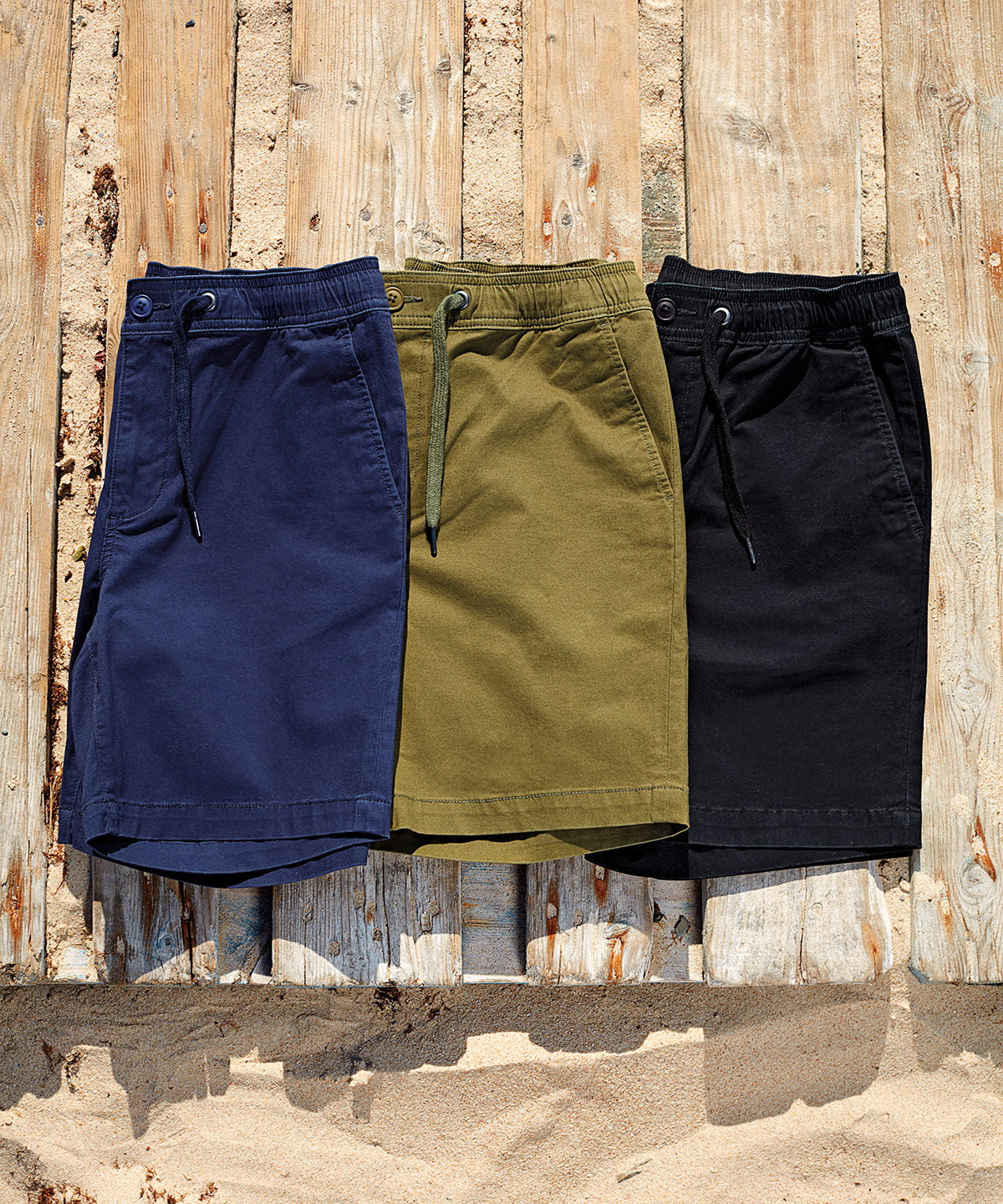 Men’s drawstring chino shorts