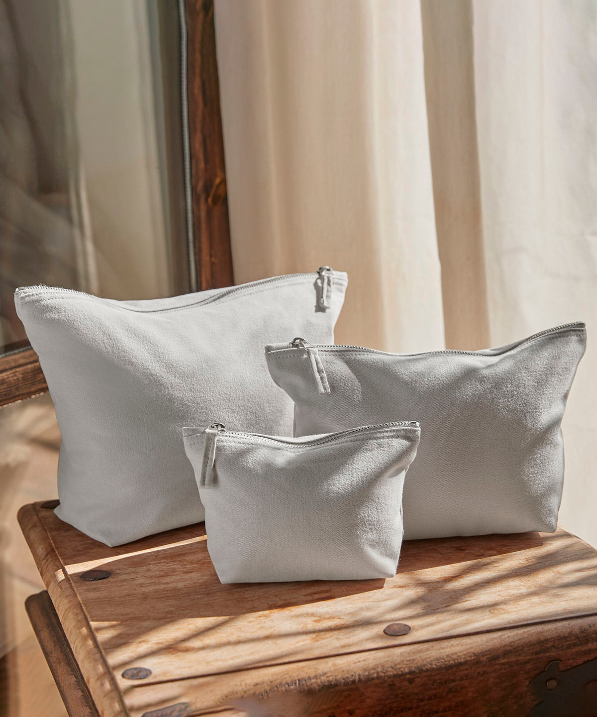 Canvas accessory bag